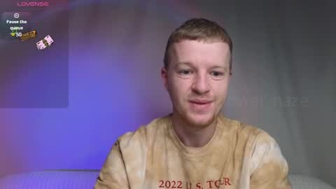 Snapshot of flower_haze chatting on 02/03/25, 04:04 Alexander online show from 02/03/25, 04:04