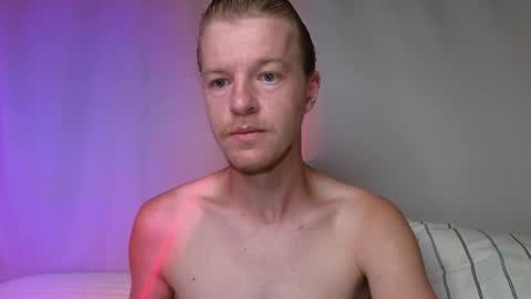 Snapshot of flower_haze chatting on 09/21/25, 02:02 Alexander online show from 09/21/25, 02:02