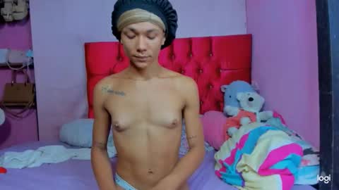 Snapshot of flower_weed chatting on 04/03/26, 10:46 Flower weed online show from 04/03/26, 10:46