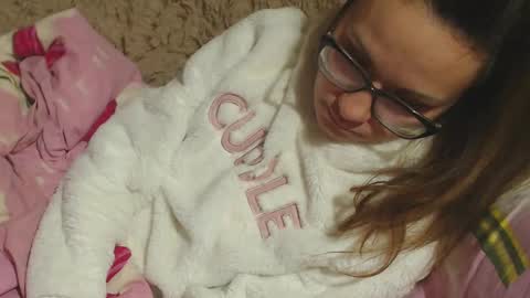 say meow and send tip  online show from 12/24/24, 07:33