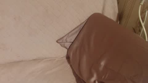 say meow and send tip  online show from 11/07/25, 06:19