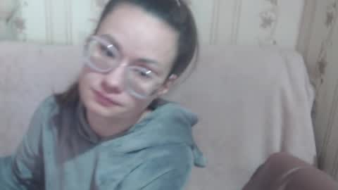 say meow and send tip  online show from 03/13/26, 10:33