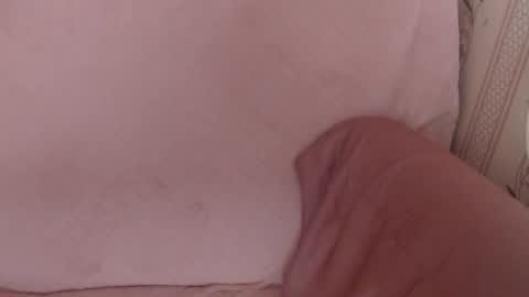 Snapshot of flowercandydoll chatting on 05/07/26, 07:03 say meow and send tip online show from 05/07/26, 07:03