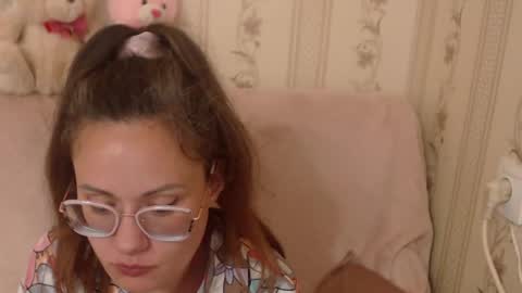 Snapshot of flowercandydoll chatting on 05/11/26, 01:50 say meow and send tip online show from 05/11/26, 01:50