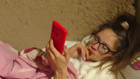 say meow and send tip  online show from 12/16/24, 12:26