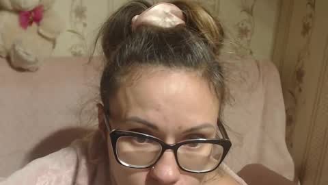 say meow and send tip  online show from 11/25/25, 08:53