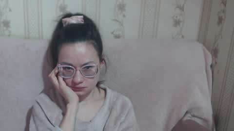 say meow and send tip  online show from 03/06/26, 10:23