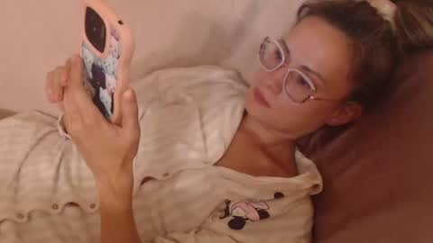 say meow and send tip  online show from 07/17/26, 06:02