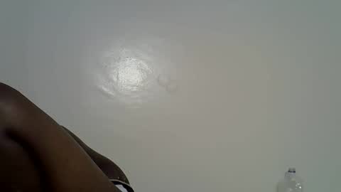 flowerdiva002 online show from 11/21/25, 09:30