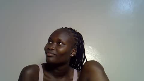 flowerdiva002 online show from 12/05/25, 06:04