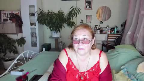 Flowerlower online show from 11/01/25, 09:39