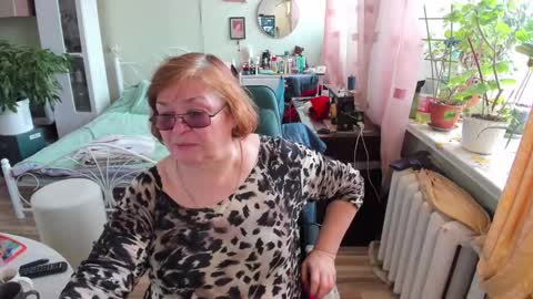 Flowerlower online show from 03/12/26, 08:09