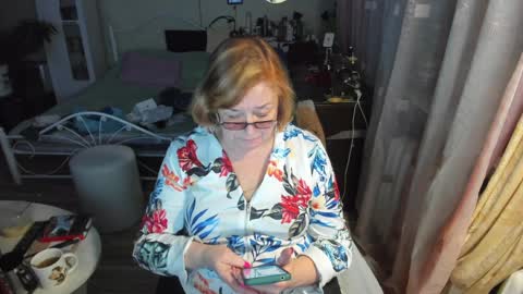 Flowerlower online show from 04/06/26, 05:36