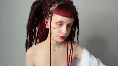 Snapshot of flowerofsin2001 chatting on 02/22/25, 09:15 Flower online show from 02/22/25, 09:15