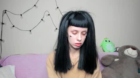 Snapshot of flowerofsin2001 chatting on 09/21/25, 04:30 Flower online show from 09/21/25, 04:30