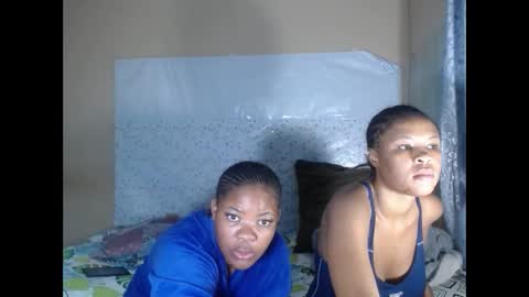 Snapshot of flowersaltry chatting on 05/19/26, 12:16 flowersaltry online show from 05/19/26, 12:16
