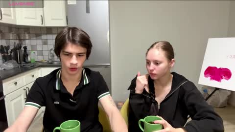 flowerscouple online show from 03/06/26, 10:06