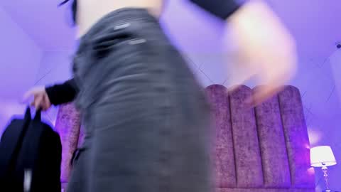  FLUFFY BUBBLE  online show from 12/22/24, 10:49