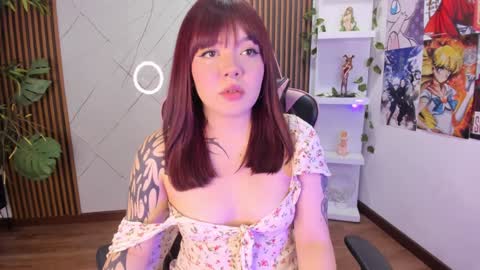  FLUFFY BUBBLE  online show from 02/06/25, 04:21