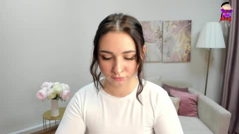 Lina online show from 05/15/26, 12:17