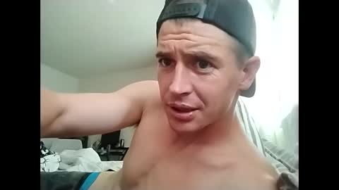 Snapshot of flybuy2525 chatting on 10/08/25, 10:40 flybuy2525 online show from 10/08/25, 10:40