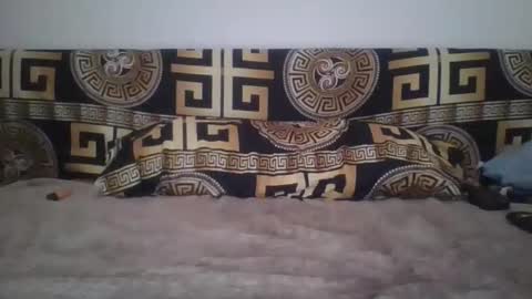 Snapshot of flylen chatting on 09/12/25, 02:44 flylen online show from 09/12/25, 02:44