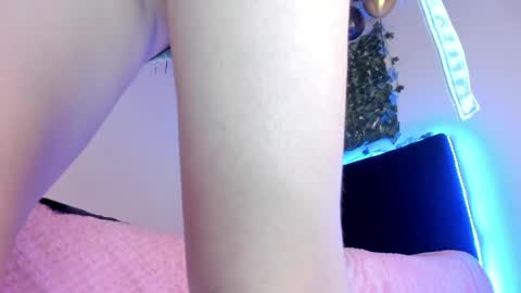 lia online show from 04/20/26, 08:43