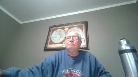 Snapshot of fmfsocal123 chatting on 12/15/25, 01:10 fmfsocal123 online show from 12/15/25, 01:10