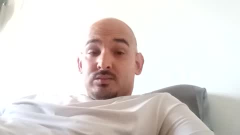 Frank online show from 10/30/25, 12:23