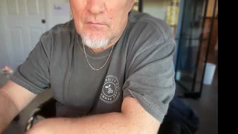 fnkywht60smthng_ online show from 03/03/26, 06:58