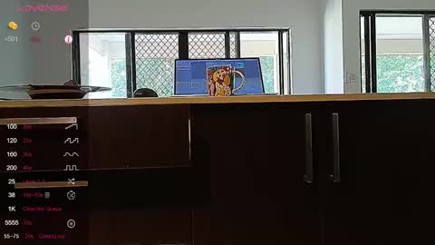 Snapshot of fnq41 chatting on 03/12/25, 11:01 fnq41 online show from 03/12/25, 11:01