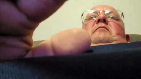 Snapshot of focusfuker chatting on 04/11/26, 11:20 focusfuker online show from 04/11/26, 11:20