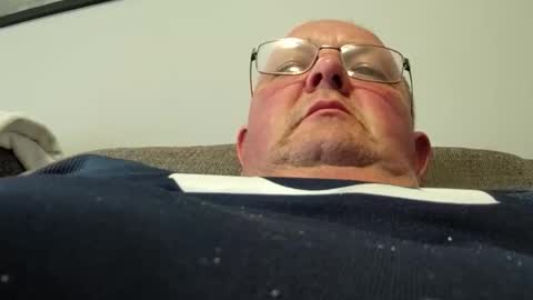 Snapshot of focusfuker chatting on 05/06/26, 01:27 focusfuker online show from 05/06/26, 01:27