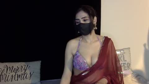 Snapshot of fogbunny chatting on 12/23/24, 11:28 Fogbunny online show from 12/23/24, 11:28