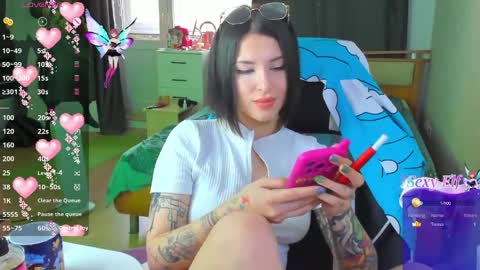 folinskaayaa online show from 04/01/26, 04:13