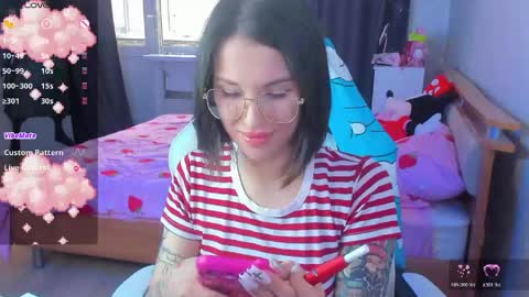 Snapshot of folinskaayaa chatting on 05/02/26, 05:12 folinskaayaa online show from 05/02/26, 05:12