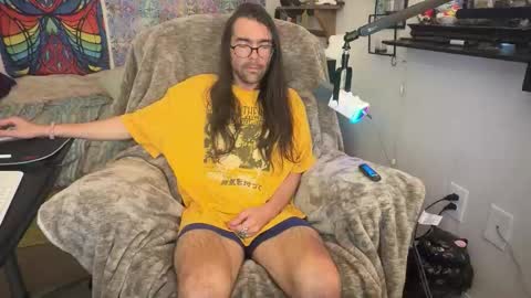 Chris online show from 10/26/25, 04:02