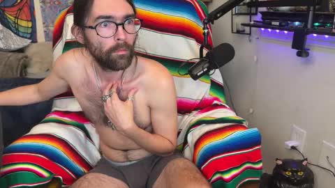 Chris online show from 11/18/25, 01:26