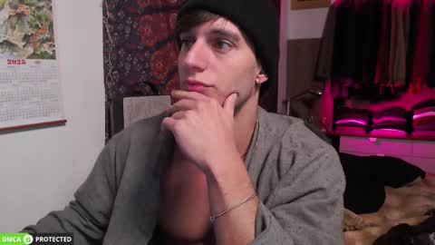 Folleti online show from 12/04/25, 07:28