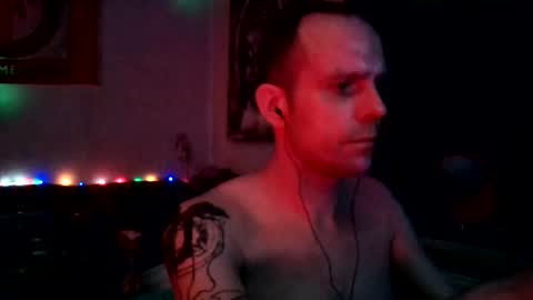 Snapshot of fonzie8012 chatting on 07/20/26, 08:33 Hard2DaCore22 online show from 07/20/26, 08:33