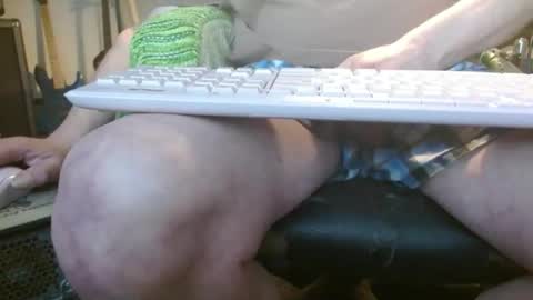Fooman1007 online show from 04/21/26, 02:15