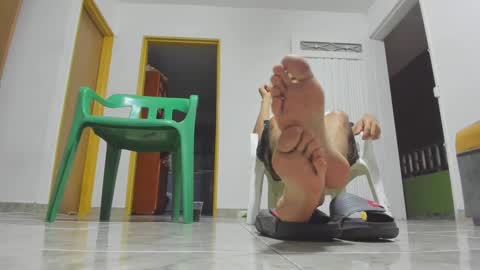 foot_master777 online show from 01/30/25, 05:19