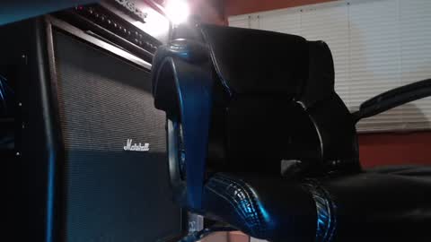 Snapshot of footlover6 chatting on 12/21/24, 06:41 Thomas Jefferson online show from 12/21/24, 06:41