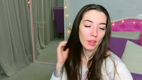 Lily online show from 11/13/25, 01:26