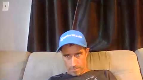 fouraide42 online show from 09/09/25, 08:30