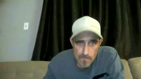 fouraide42 online show from 12/19/25, 04:30