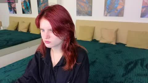 Snapshot of fox_cutee chatting on 07/22/26, 02:36 Fox online show from 07/22/26, 02:36