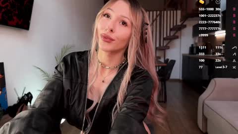 Snapshot of fox_eyesavage chatting on 03/04/26, 12:11 Karina and online show from 03/04/26, 12:11