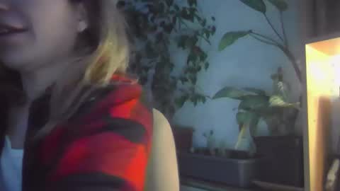 fox_red_lady7 online show from 03/02/25, 06:40