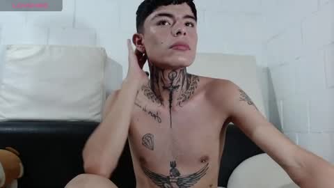 Snapshot of foxbadboy chatting on 06/01/26, 11:50 foxbadboy online show from 06/01/26, 11:50